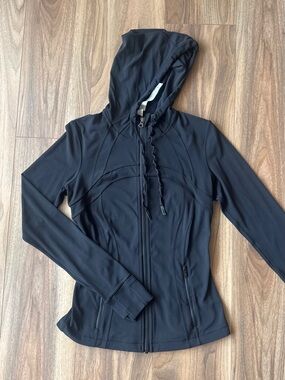 lululemon athletica Define Hooded Jacket
Nulu